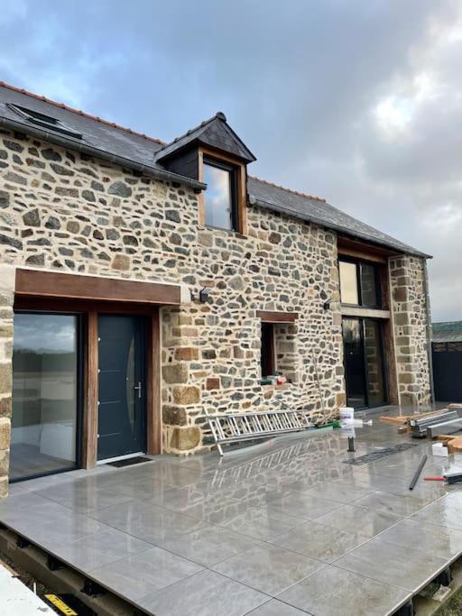 Villa Magnifique Corps De Ferme Renove Avec Jacuzzi Hillion Exterior foto